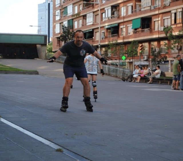 james learning to rollerblade